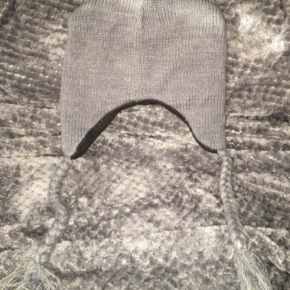 Cat hat - Picture 3 of 3